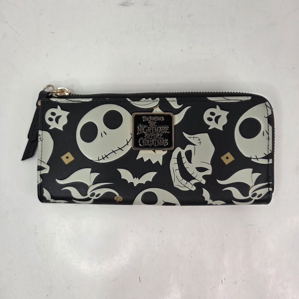 Disney The Nightmare Before Christmas Black and White Zip Wallet